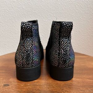 Sorel Youth Emelie Chelsea Sea Salt Waterproof Suede Boot Black